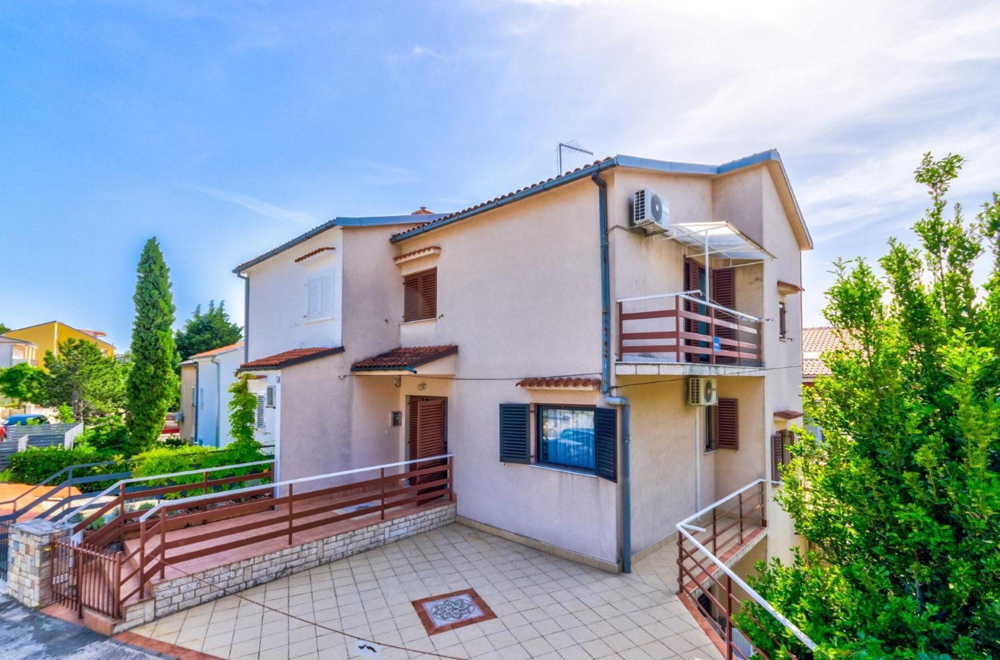 Apartamento Julia Selce 4,5 Exterior foto