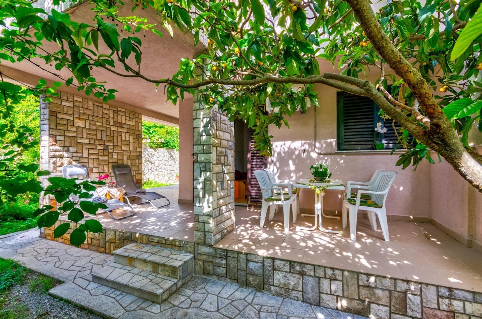 Apartamento Julia Selce 4,5 Exterior foto