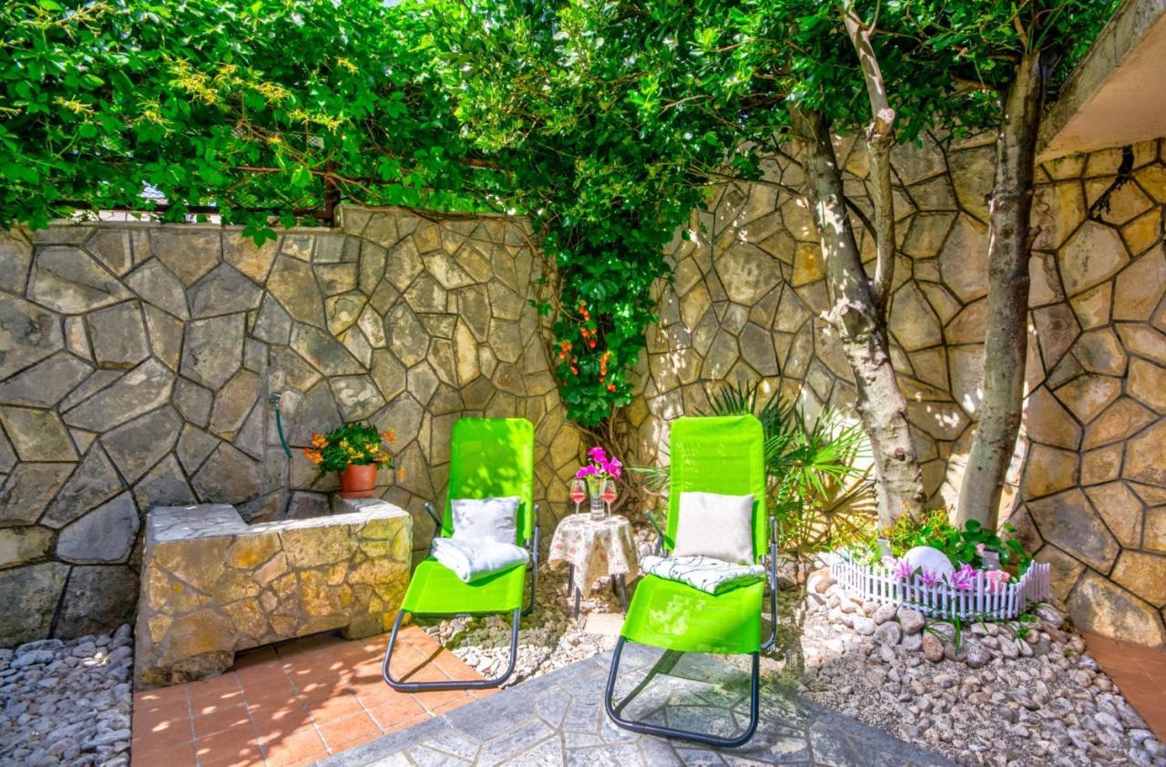 Apartamento Julia Selce 4,5 Exterior foto